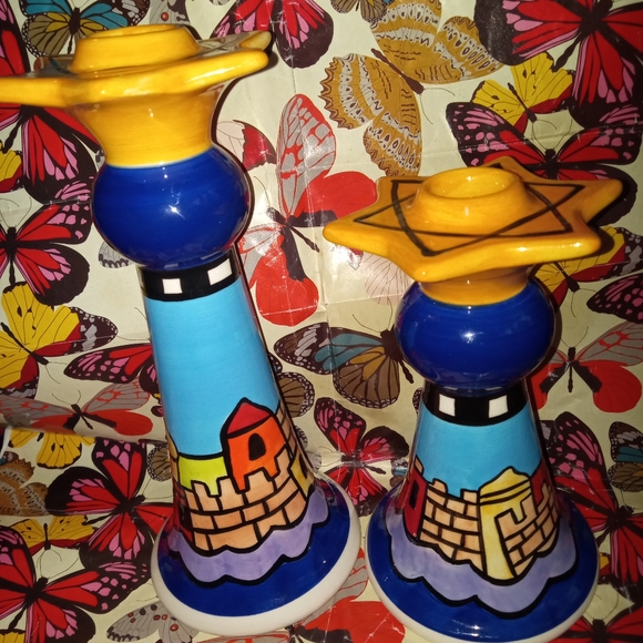 2 BEAUTIFUL NICOLE ENGBLOM CERAMIC SHABBAT CANDLE HOLDERS - Picture 5 of 13